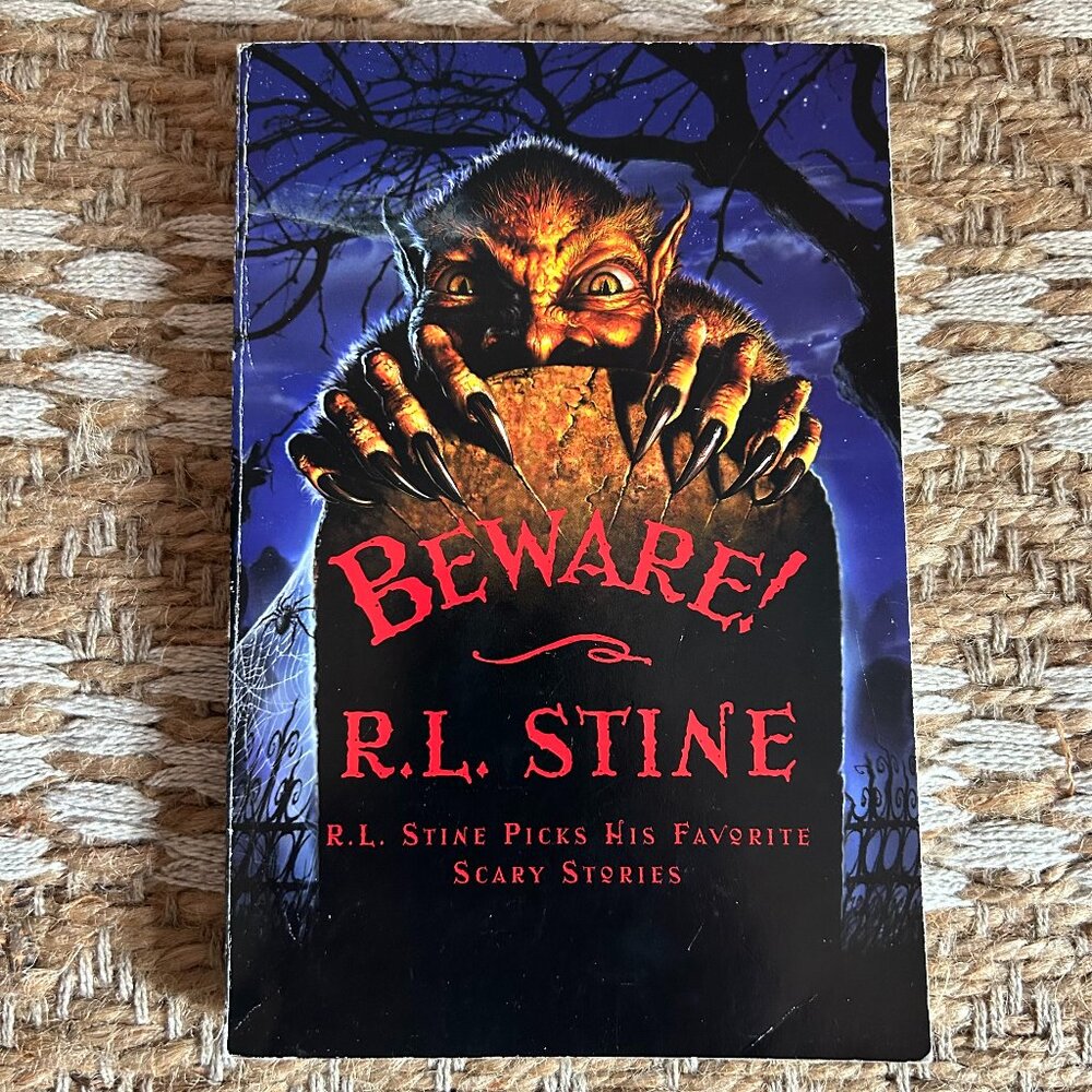 R.L. Stine Beware! Scary Stories Book